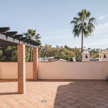 Apartment Penthouse Rooftop Terrace 3bed Pool Family Only Marbella
